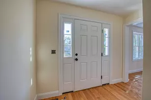 7 N Winnifred Rd, Brockton, MA 02301 - Photo 13