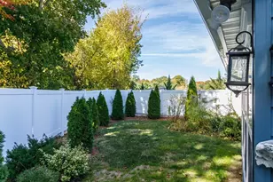 276 Lunenburg St, Fitchburg, MA 01420 - Photo 17