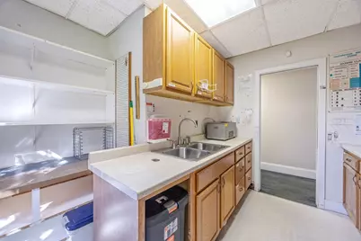 109 Church Street, Chicopee, MA 01020 - Photo 21