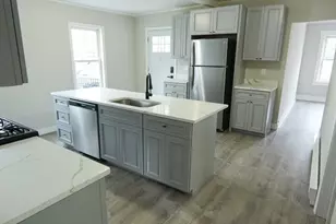 26 Maple St, Spencer, MA 01562 - Photo 5