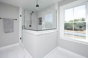 41 Wintergreen Wy, Glocester, RI 02814 - Photo 11