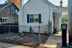 22 Lakeshore Dr, Wayland, MA 01778 - Photo 3