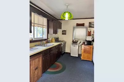 22 Lakeshore Dr, Wayland, MA 01778 - Photo 9