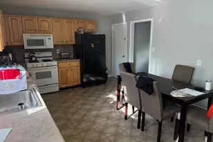 26 Frank St, Dracut, MA 01826 - Photo 7