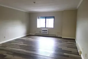 566 Washington St, Weymouth, MA 02188 - Photo 9