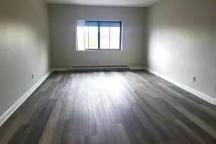 566 Washington St, Weymouth, MA 02188 - Photo 13