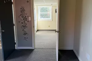 6 Nichols St, Salem, MA 01970 - Photo 15