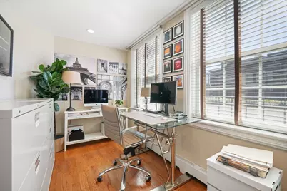 95 Beacon St #12, Boston, MA 02108 - Photo 11