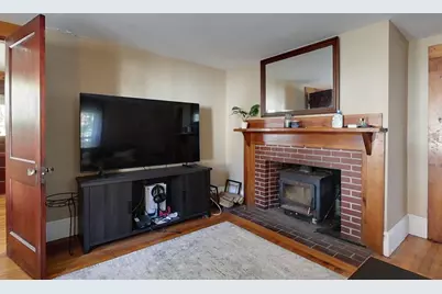 9 Tarbell St, Pepperell, MA 01463 - Photo 11