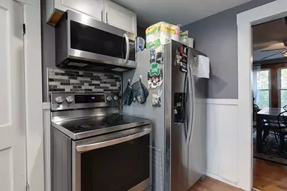 9 Tarbell St, Pepperell, MA 01463 - Photo 5