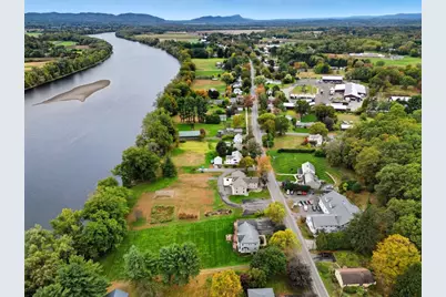 131 Main St #L06, Hatfield, MA 01038 - Photo 9