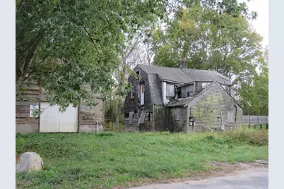 44 Bernard St, Acushnet, MA 02743 - Photo 7