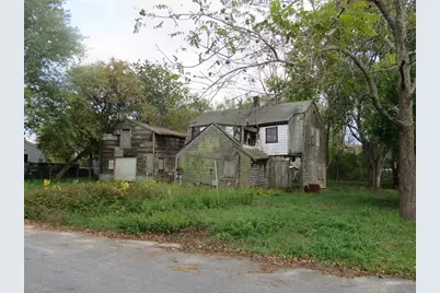 44 Bernard St, Acushnet, MA 02743 - Photo 5