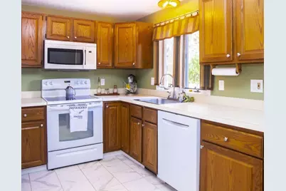 145 South St #5, Walpole, MA 02081 - Photo 3