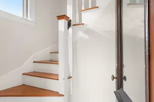 137 Thacher St, Milton, MA 02186 - Photo 3