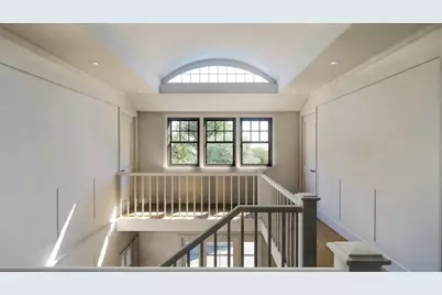 572 Merrimac St, Newburyport, MA 01950 - Photo 15