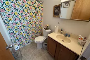 28 Maria Ave, Southbridge, MA 01550 - Photo 5