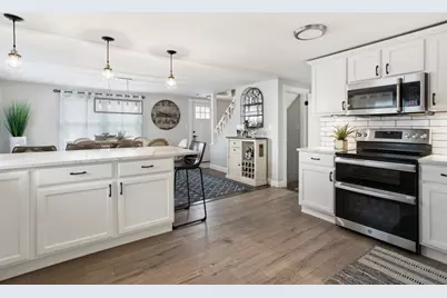 176 Marlborough Rd, Salem, MA 01970 - Photo 9