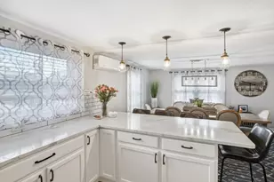 176 Marlborough Rd, Salem, MA 01970 - Photo 11