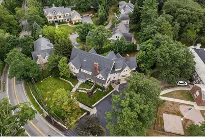 476 Heath St, Brookline, MA 02467 - Photo 41