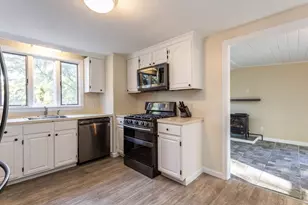 303 Middle St, Weymouth, MA 02189 - Photo 11