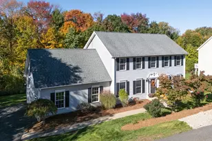 31 Canterbury Cir, East Longmeadow, MA 01028 - Photo 1