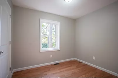 18-20 Healey #20, Springfield, MA 01151 - Photo 11