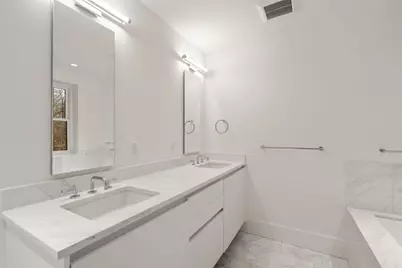 2A-4A Milford St #12, Boston, MA 02118 - Photo 11