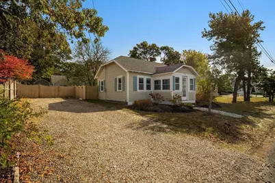 22 Ferncliff Rd, Dennis, MA 02639 - Photo 3