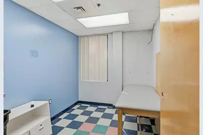 294 N Main St, East Longmeadow, MA 01028 - Photo 11