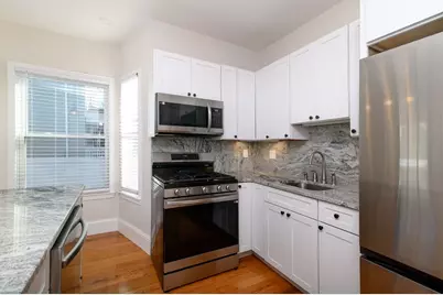 382-384 Adams St #384-1, Boston, MA 02122 - Photo 7