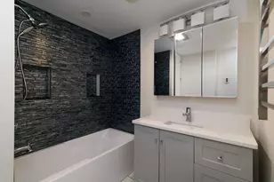 382-384 Adams St, Boston, MA 02122 - Photo 15