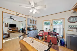 11 Chestnut Cir, Rockland, MA 02370 - Photo 9