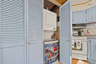 11 Chestnut Cir, Rockland, MA 02370 - Photo 11