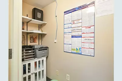 200 N Main St #11, East Longmeadow, MA 01028 - Photo 25