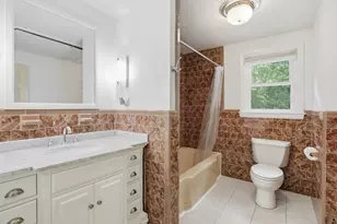 12 Mansfield St, Peabody, MA 01960 - Photo 11