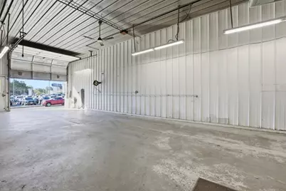 560 River St, Haverhill, MA 01832 - Photo 5