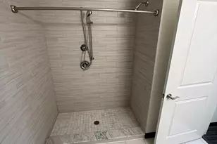 151 Chestnut St, Springfield, MA 01103 - Photo 3