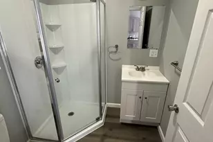 371 Dickinson St, Springfield, MA 01108 - Photo 7