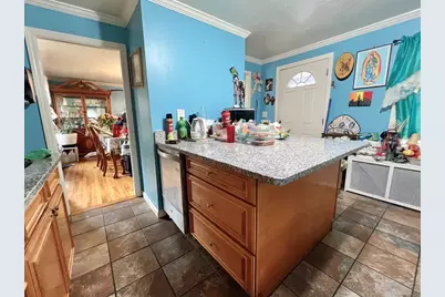 11 Oak St, Fitchburg, MA 01420 - Photo 7