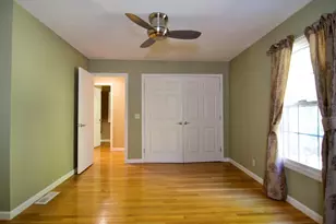 20 Smithfield Ct, Springfield, MA 01108 - Photo 27