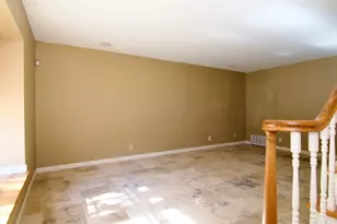 20 Smithfield Ct, Springfield, MA 01108 - Photo 11