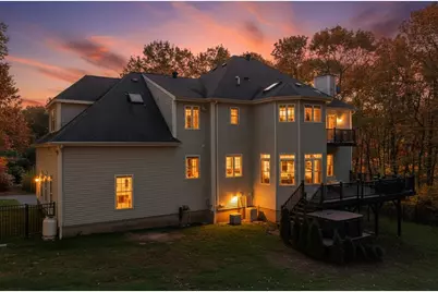 16 Hilltop Dr, Douglas, MA 01516 - Photo 3