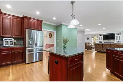 16 Hilltop Dr, Douglas, MA 01516 - Photo 9