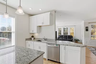 2 Francis Dr #213, Andover, MA 01810 - Photo 3