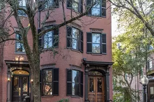 56 Rutland Sq, Boston, MA 02118 - Photo 1