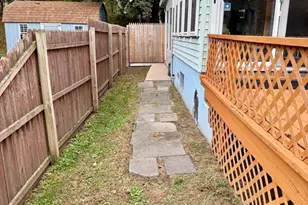 46 Balis St, Springfield, MA 01109 - Photo 19