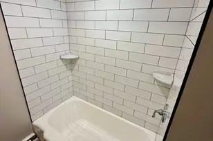 46 Balis St, Springfield, MA 01109 - Photo 7