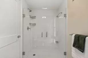 11 Oak St, Wellesley, MA 02482 - Photo 13