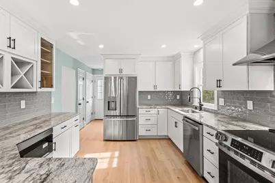 12 Eagle St, Boston, MA 02132 - Photo 3